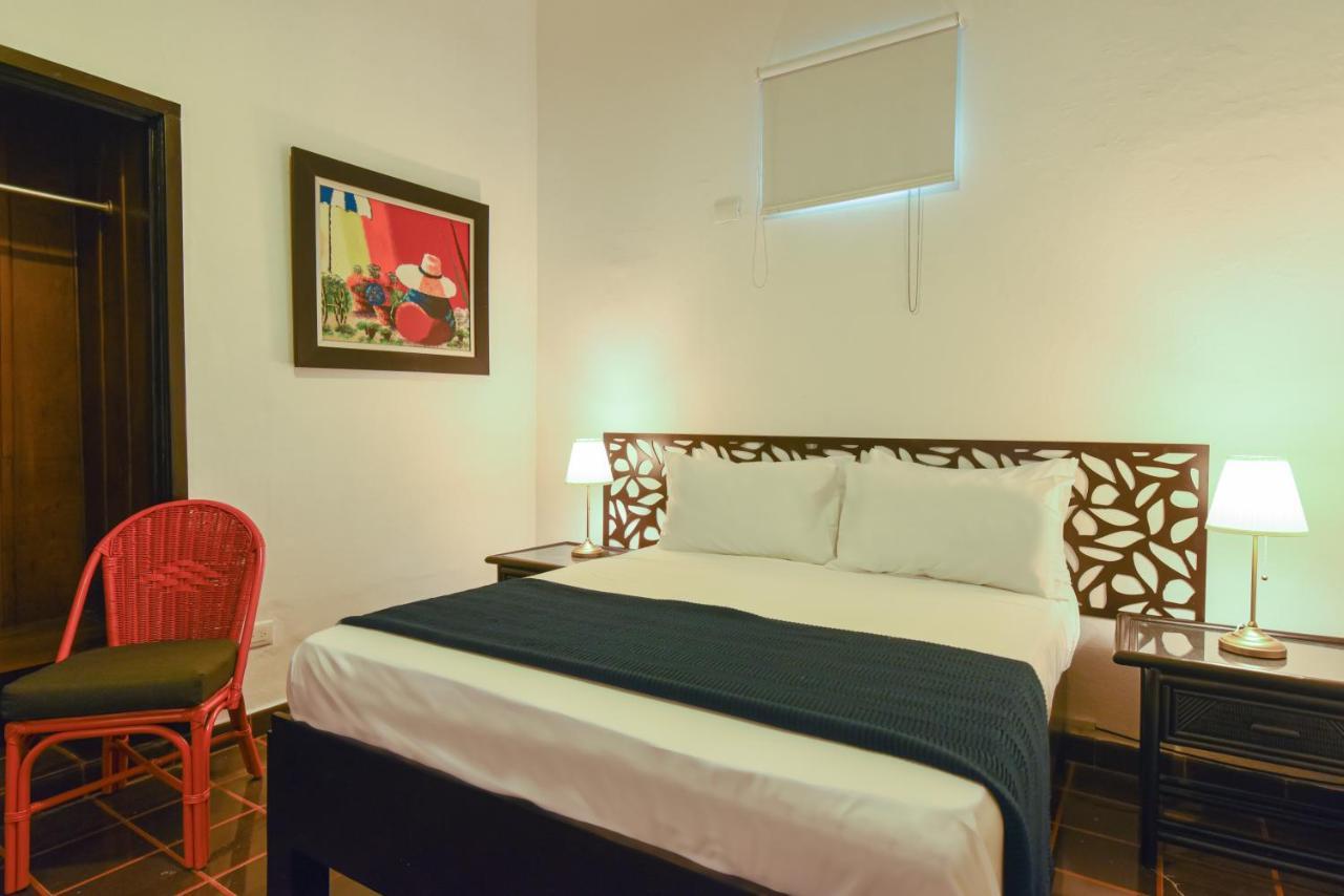 Ph 19 Guesthouse Hotel In Gazcue Santo Domingo Bagian luar foto