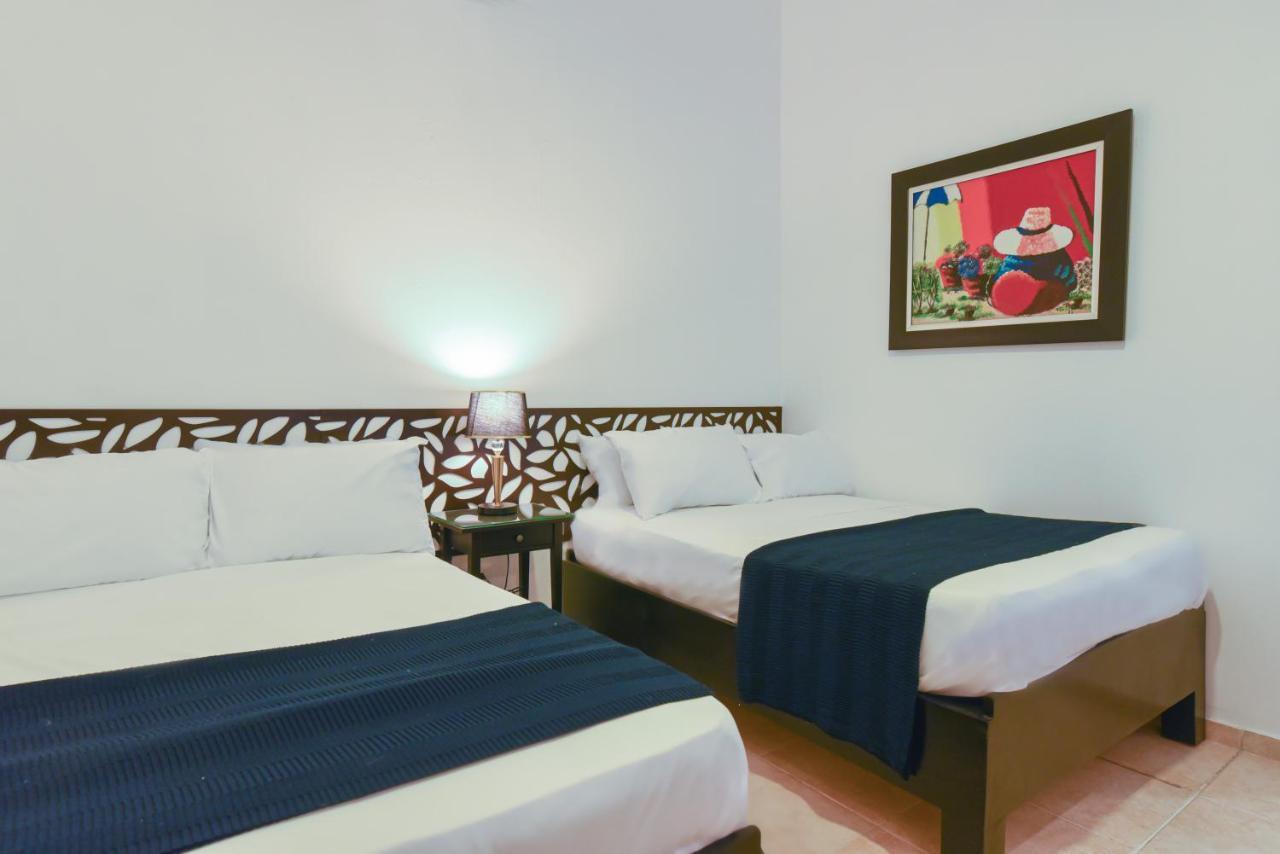 Ph 19 Guesthouse Hotel In Gazcue Santo Domingo Bagian luar foto
