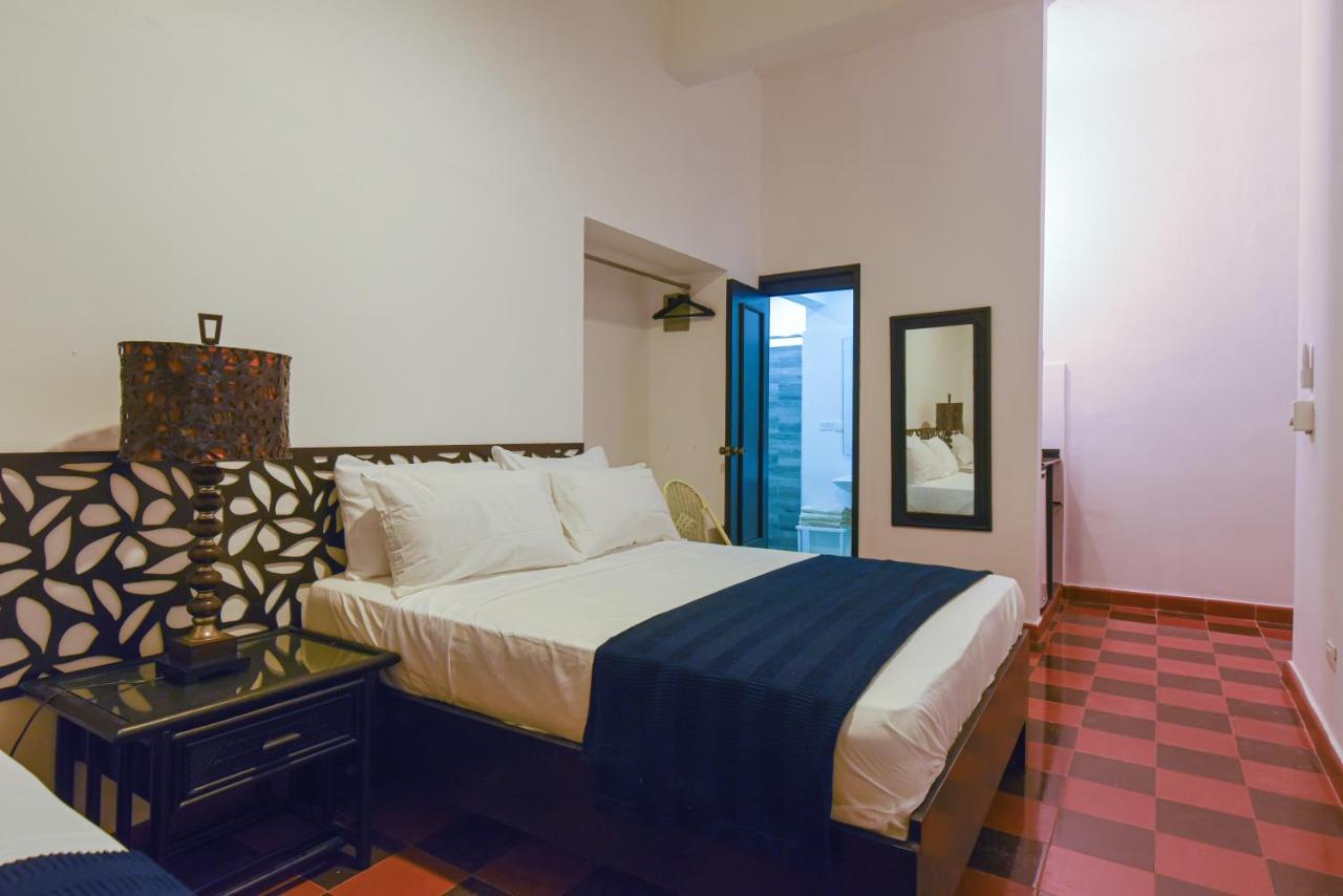 Ph 19 Guesthouse Hotel In Gazcue Santo Domingo Bagian luar foto