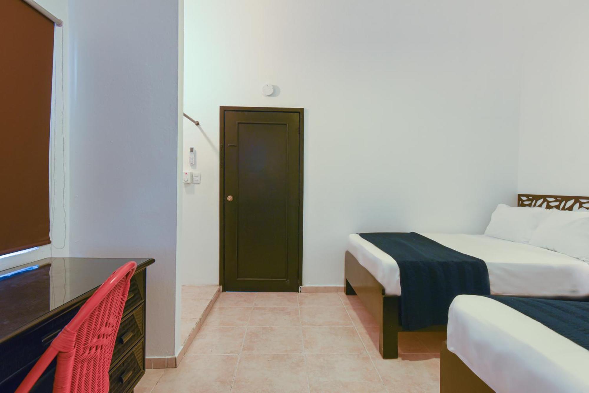 Ph 19 Guesthouse Hotel In Gazcue Santo Domingo Bagian luar foto