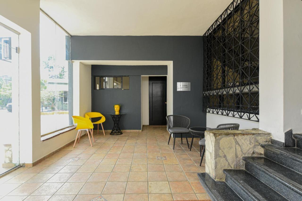 Ph 19 Guesthouse Hotel In Gazcue Santo Domingo Bagian luar foto