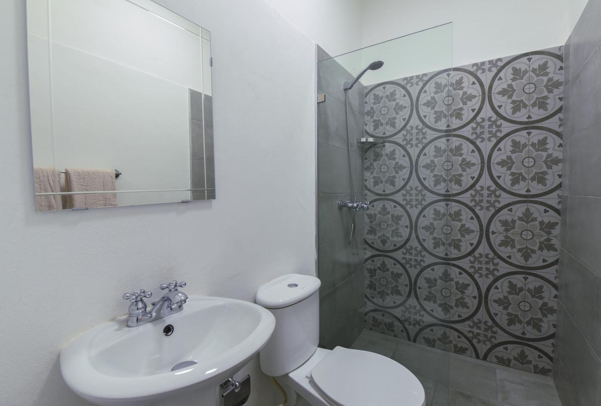 Ph 19 Guesthouse Hotel In Gazcue Santo Domingo Ruang foto