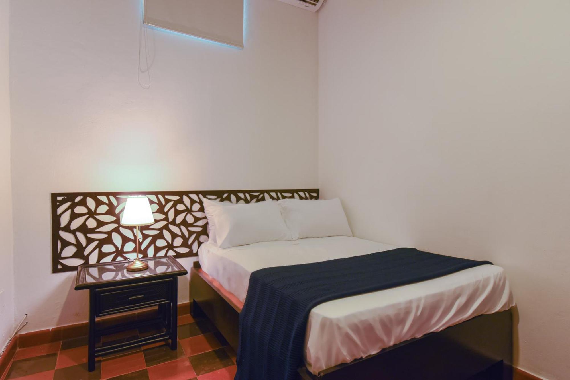 Ph 19 Guesthouse Hotel In Gazcue Santo Domingo Ruang foto