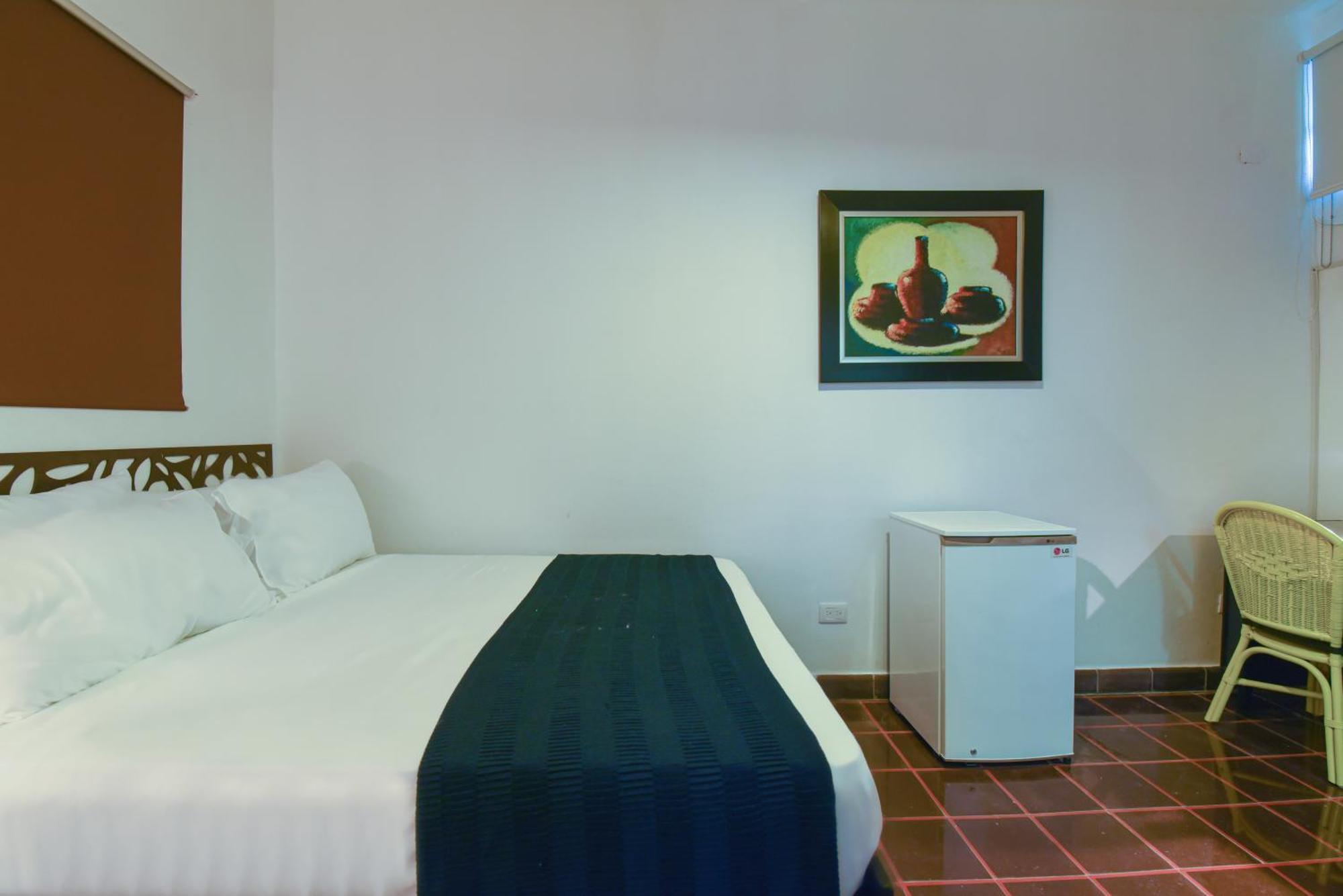 Ph 19 Guesthouse Hotel In Gazcue Santo Domingo Ruang foto