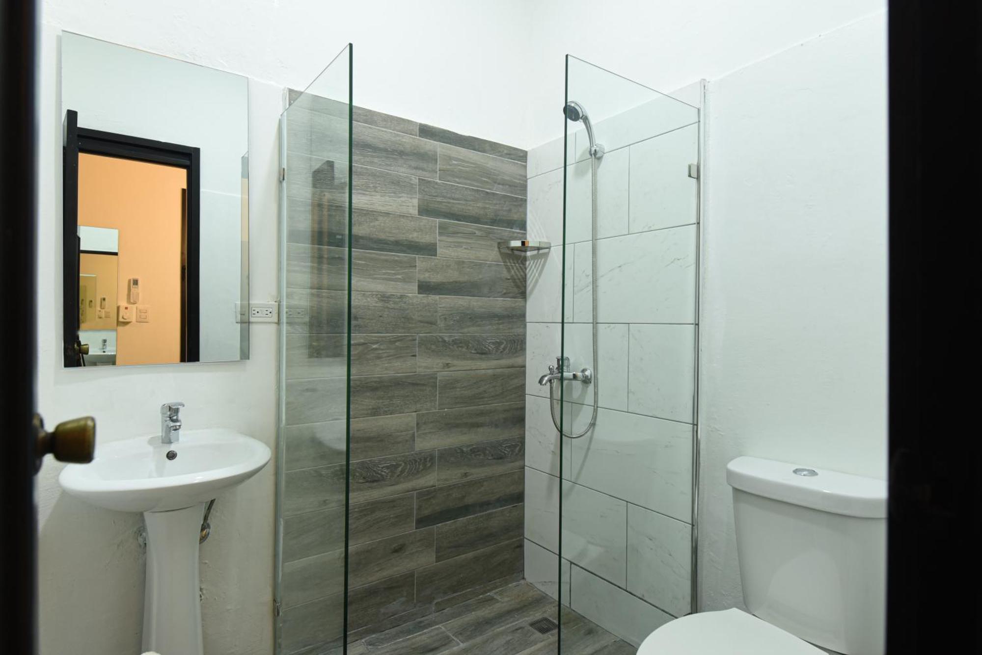 Ph 19 Guesthouse Hotel In Gazcue Santo Domingo Ruang foto